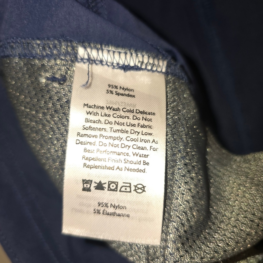 Eddie Bauer Rainier Short 24W Womens Navy Blue Stretch Hiking Outdoor UPF 50+ - Picture 9 of 10